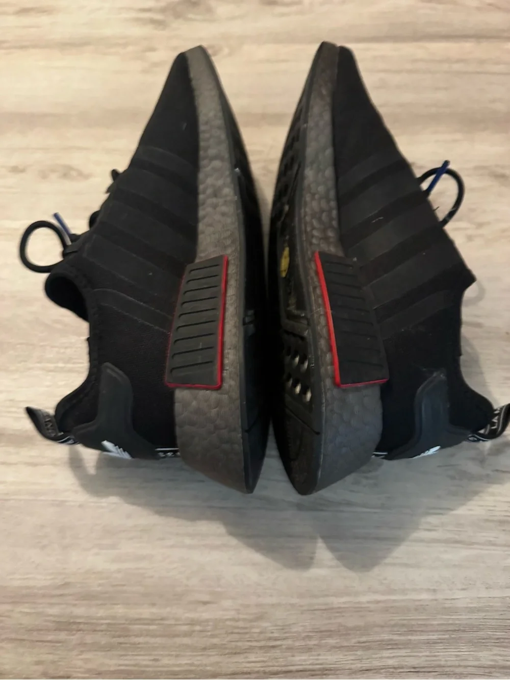 EUC Adidas | NMD R1 Black | sz 9.5 - Picture 4 of 7